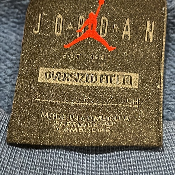 NEVER WORN WOMEN’S FRENCH BLUE JORDAN FLIGHT FLEECE CREWNECK SZ.SM PERFECT SHAPE - Picture 6 of 11